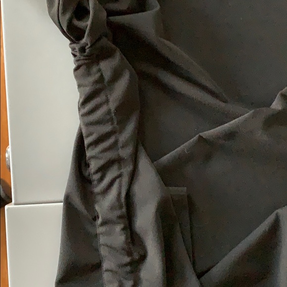 SOLD - Babaton tunic with shirring - Picture 3 of 3